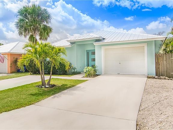 4th image of 3008 SE Waveland Pl