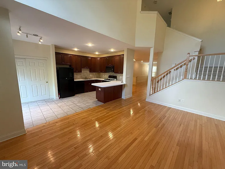 179 Mountain View Dr — Photo 8
