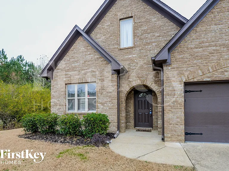 235 Sterling Pl — Photo 2