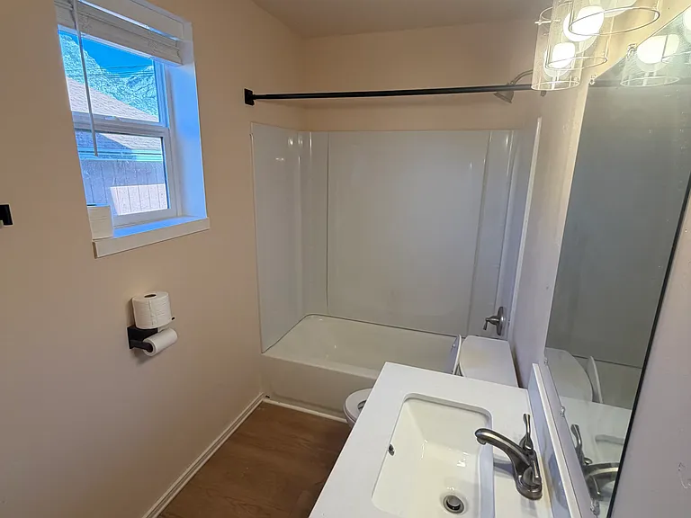 190 E 4380 N — Photo 15