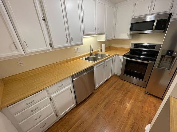 2nd image of 8100 S Cottonwood Hills Cir