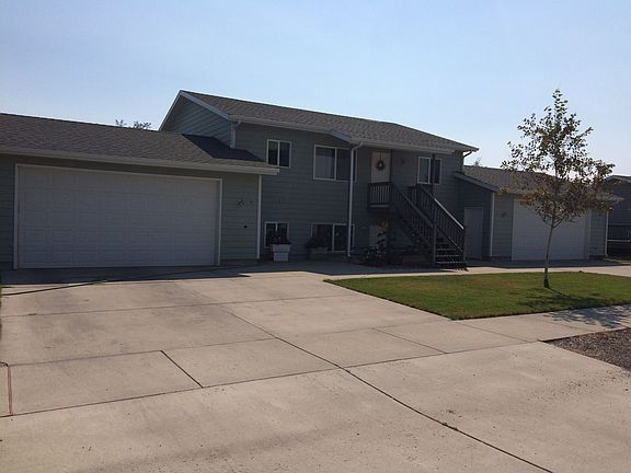 2nd image of 702 Mantle Dr