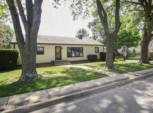 623 Jonquil Ter, Deerfield, IL 60015