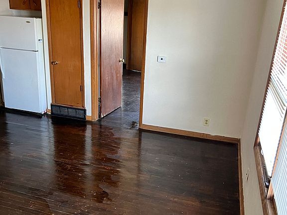 4th image of 307 30th Street Dr SE APT 1