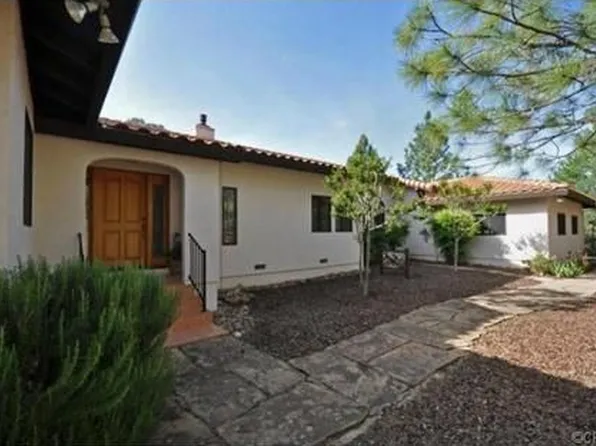 911 Candy Cir, Mokelumne Hill, CA 95245