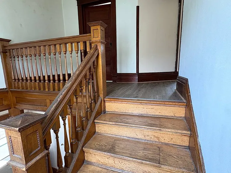 103 1st St NE #2 — Photo 7