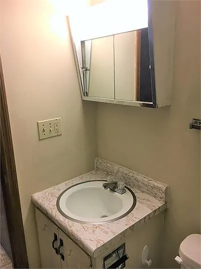 309 W Springfield Ave — Photo 8