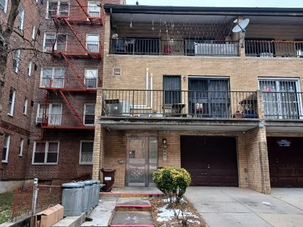 14337 Barclay Avenue #A1, Flushing, NY 11355