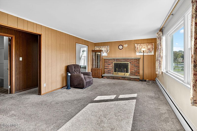 2nd image of 420 Marengo Street