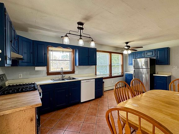 5th image of 46 Forrest Road