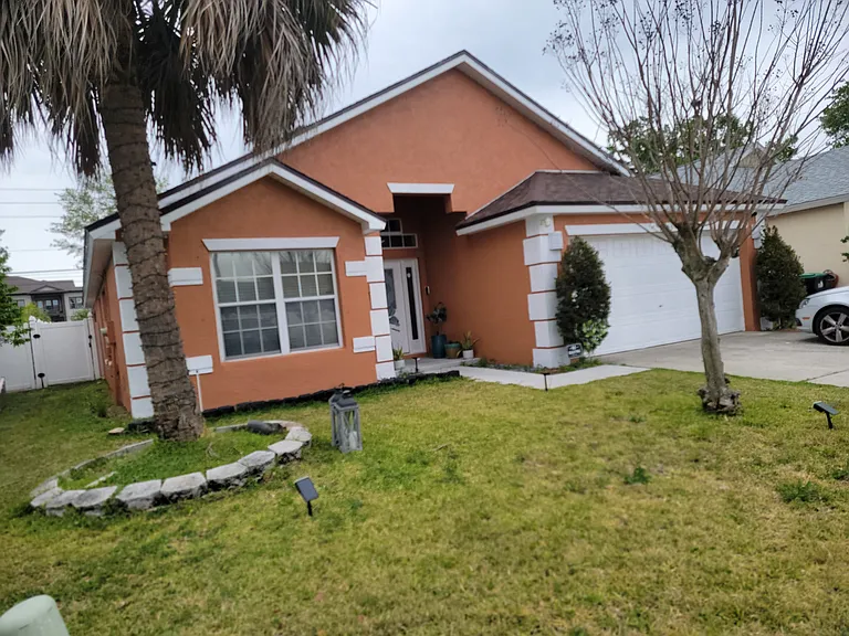 2805 Rollman Rd — Photo 1