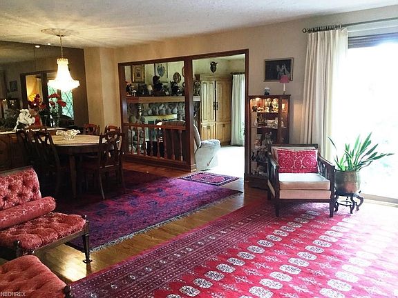 5th image of 20516 Hilliard Blvd