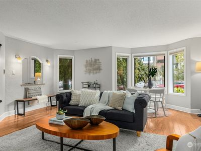 2327 Yale Avenue E #D, Seattle, WA, 98102