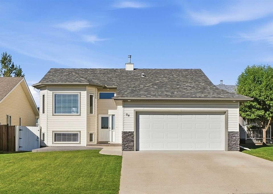 1st image of 96 S Hillview Dr