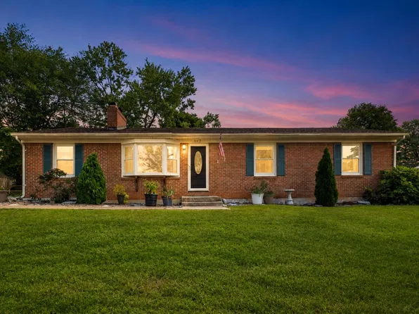 5619 Oakland Blvd, Roanoke, VA 24019