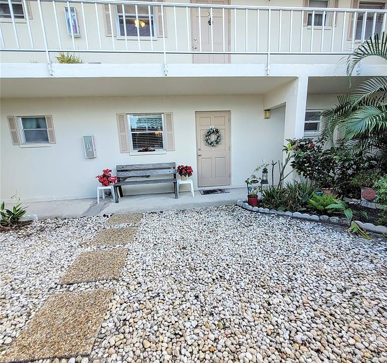 1st image of 2851 Swifton Dr APT 33