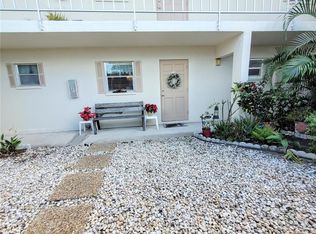 2851 Swifton Dr APT 33, Sarasota, FL 34231