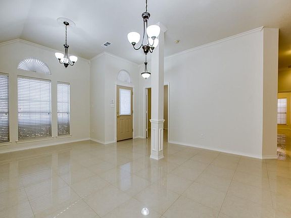 5th image of 1001 Pegasus Dr