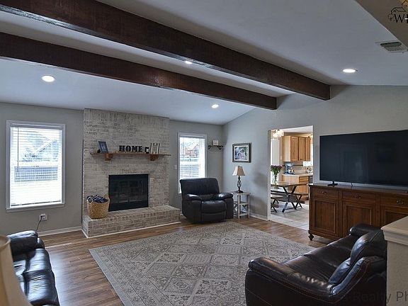 3rd image of 5220 Northview Dr
