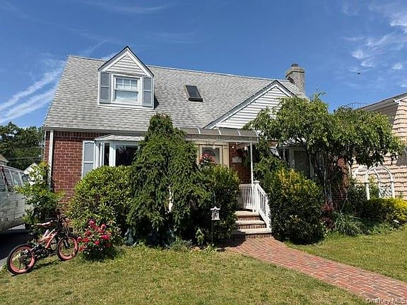 2nd image of 231 Dorchester Road
