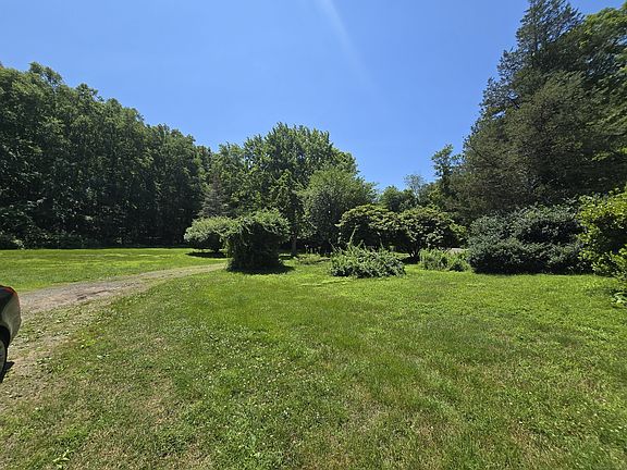 5th image of 16 Farrell Road