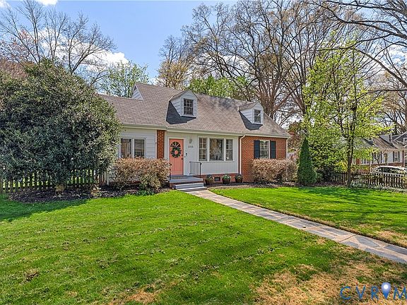 3rd image of 1315 Maywood Rd