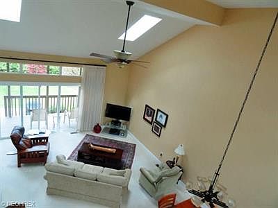 5th image of 82 Waterford Way