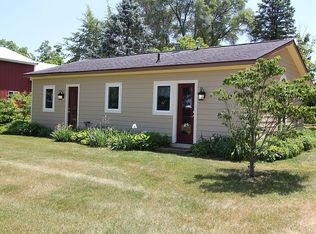 15083 E C Ave, Augusta, MI 49012