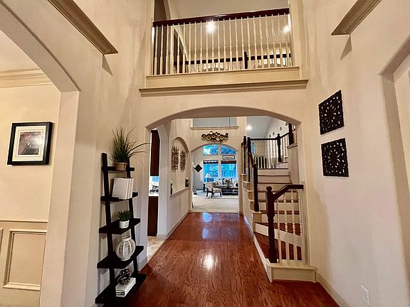 3rd image of 3819 Winter Creek Ct