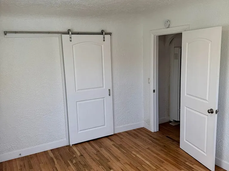 1745 Pine St — Photo 5