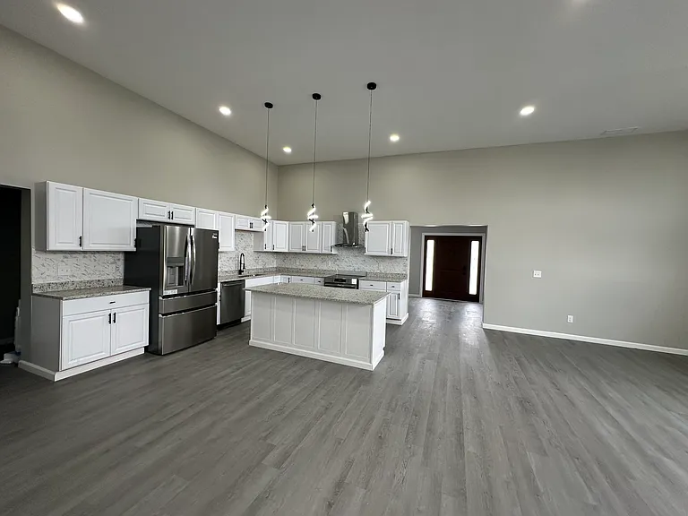 8885 Peters Rd — Photo 7