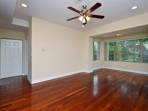 4th image of 3337 W Sunnyside Ave #2A