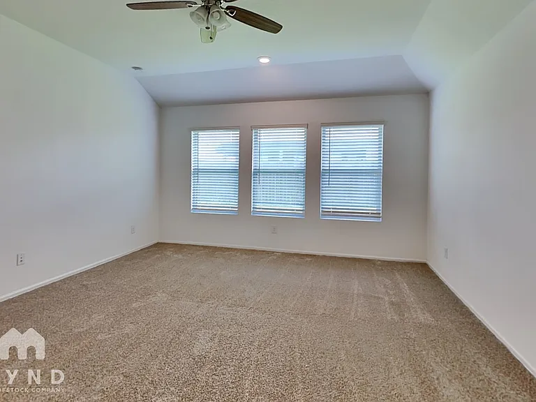 9446 Brookwood Bend Dr — Photo 7
