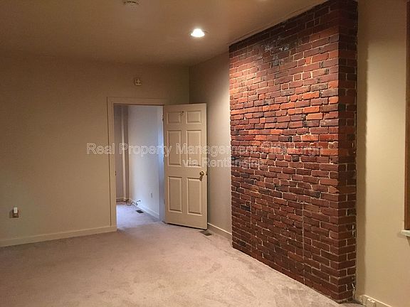5th image of 332 Lehigh Ave #1A
