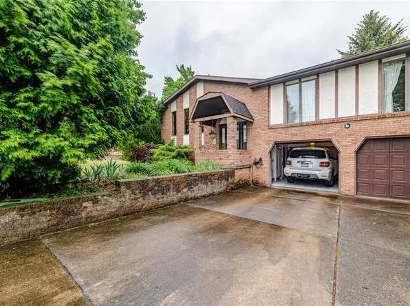 37 Rebecca Ave, Leechburg, PA 15656