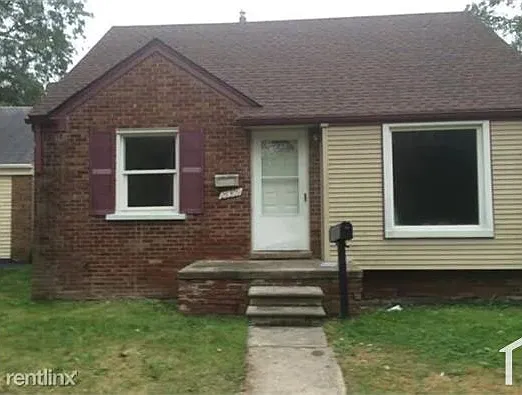 3 bed, 1600 sqft, $1,400 — Photo 1
