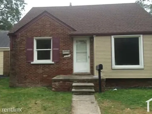 26309 S River Park Dr, Inkster, MI 48141