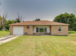 3518 Prince Rd, Alton, IL 62002