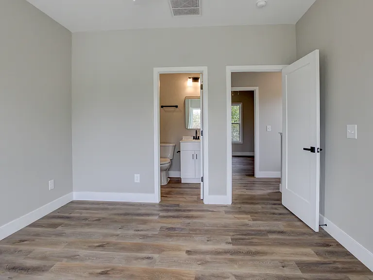 226 3rd St #226 — Photo 31