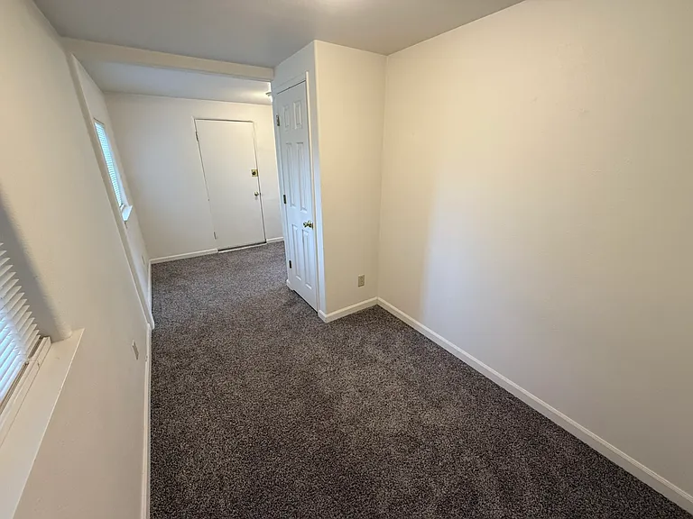 428 NW 26th St — Photo 12