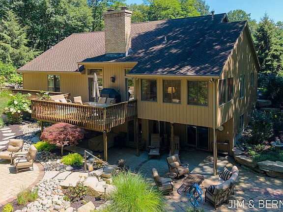 3rd image of 2295 Timberlee Dr