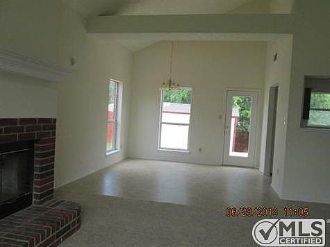 3rd image of 325 Faircrest Dr