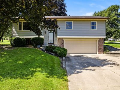 4900 Cedar View Dr, Cedar Rapids, IA, 52404