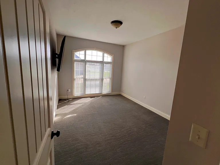3813 Liberty Cir #3813 — Photo 17