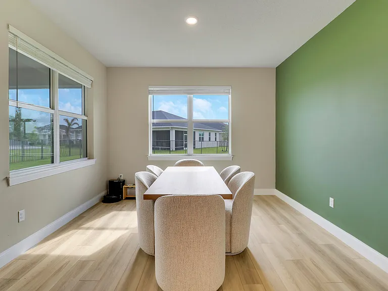 6545 NW Cloverdale Ave — Photo 15