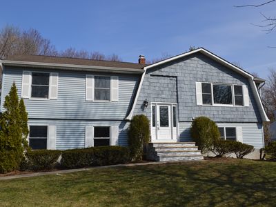 2 Indian Valley Rd, Ramsey, NJ, 07446
