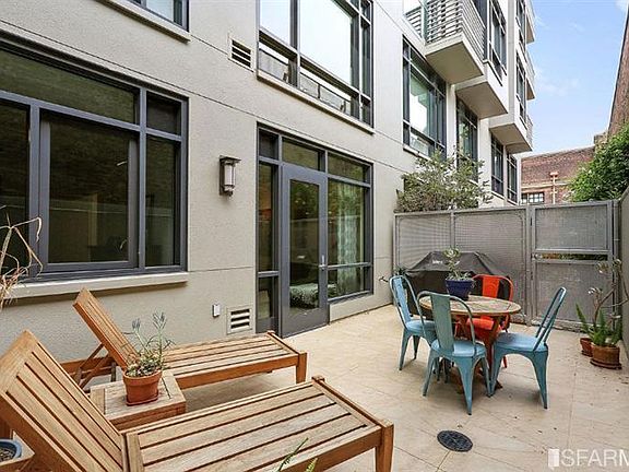 3rd image of 818 Van Ness Ave #205