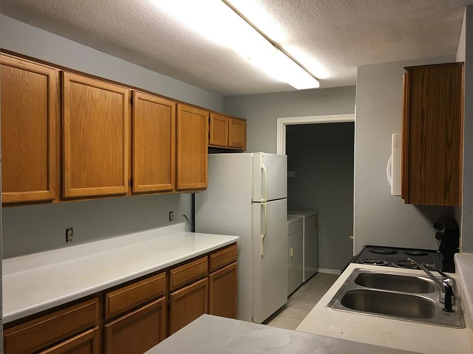1st image of 10833 Braes Bend Dr