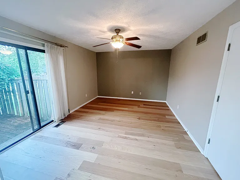 8073 Timbertree Way — Photo 11
