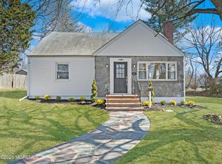 100 Grand Ave, Atlantic Highlands, NJ 07716